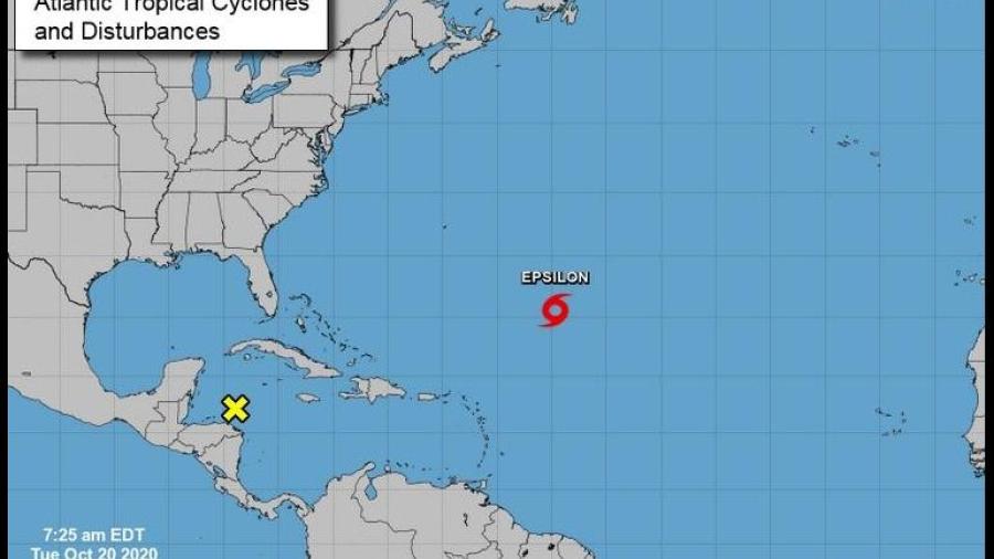 Tormenta "Epsilon" avanza lentamente hacia Bermudas