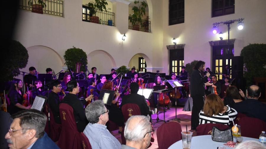 Fortalece Colegio de San Juan Siglo XXI vinculación con la sociedad