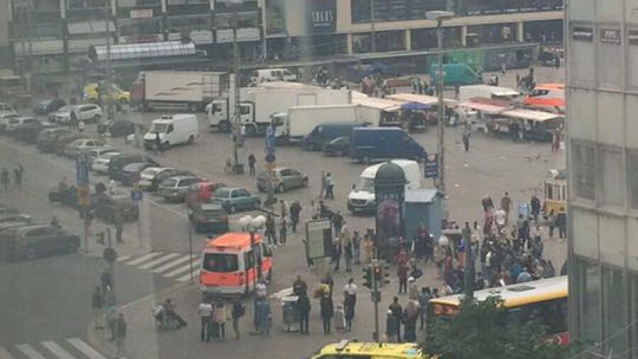 Hombre apuñala a varias personas en Turku, Finlandia.