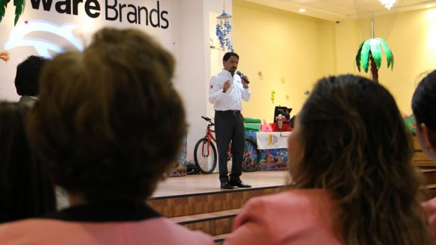 Reconoce Alcalde valor de las mujeres emprendedoras 