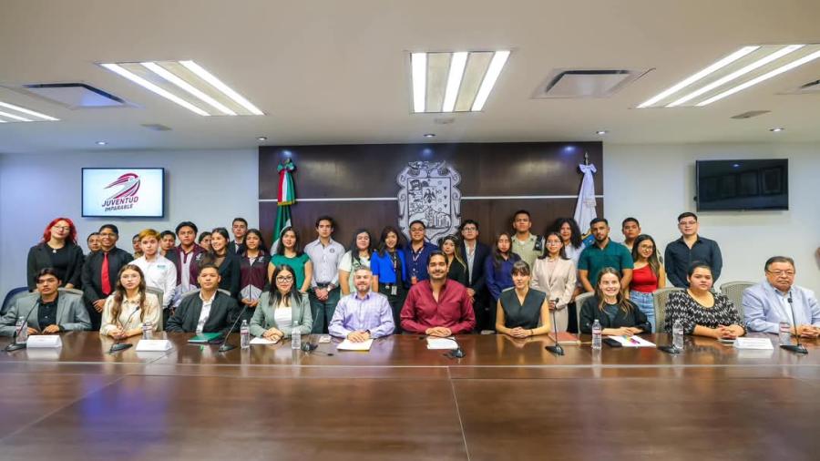 Sesionó Consejo Consultivo Juvenil de Reynosa que preside Carlos Peña Ortiz 