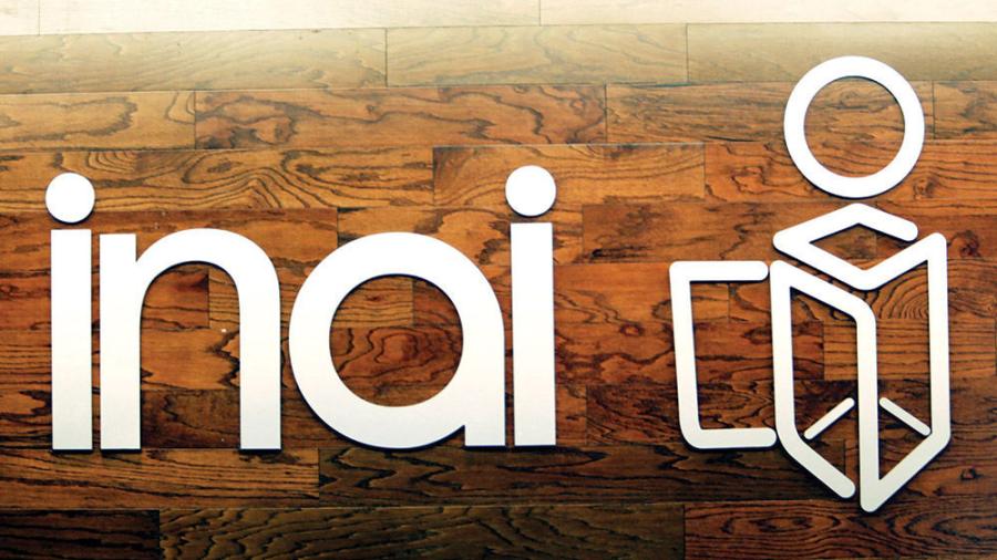 INAI se ajusta el cinturón; reduce salarios, viajes y telefonía