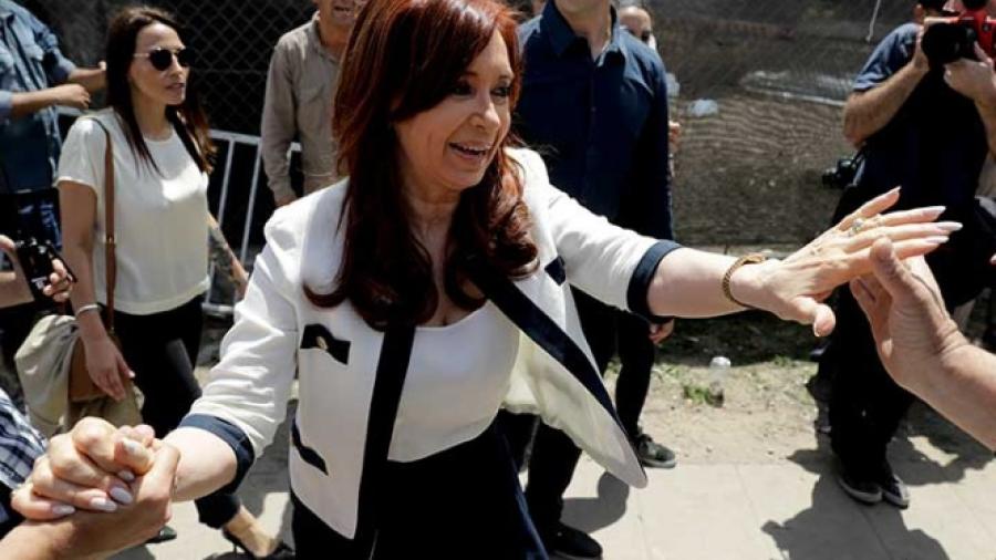Cristina Fernández es procesada por lavado de dinero
