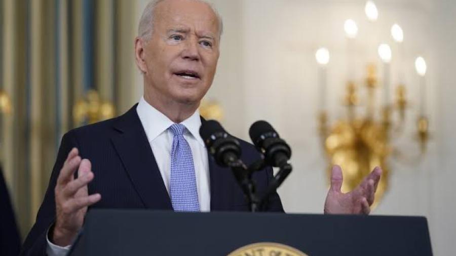 Joe biden firma ley provisional de presupuesto para evitar cierre parcial del Gobierno