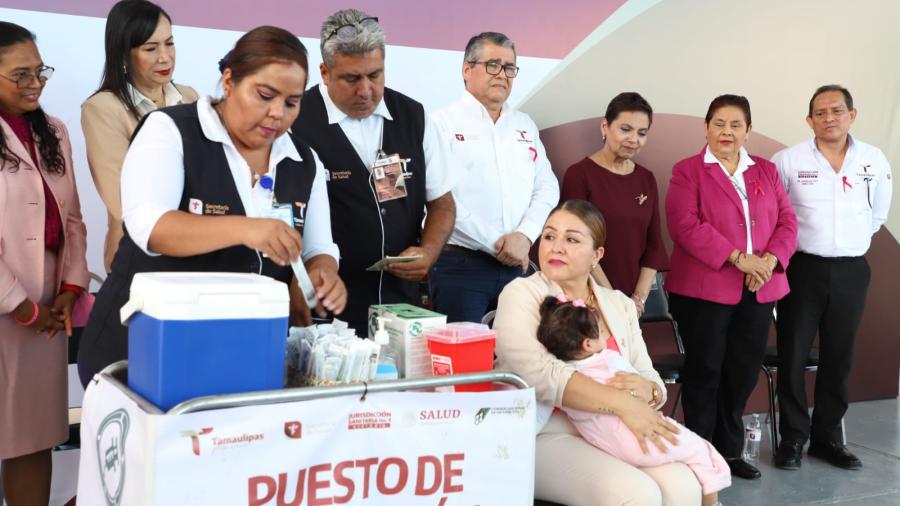 Arranca campaña de vacunación simultánea contra la influenza y Covid-19