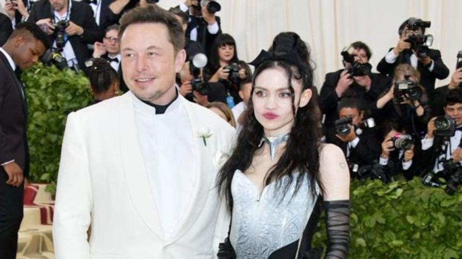 Grimes, novia de Elon Musk, da positivo a Covid-19