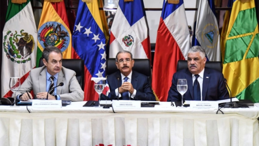 Expectativas encontradas en diálogo de oposición y gobierno de Venezuela