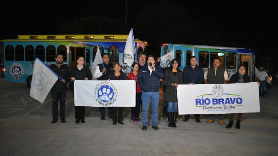 Alcalde de Río Bravo da banderazo a ruta nocturna de transporte gratuito