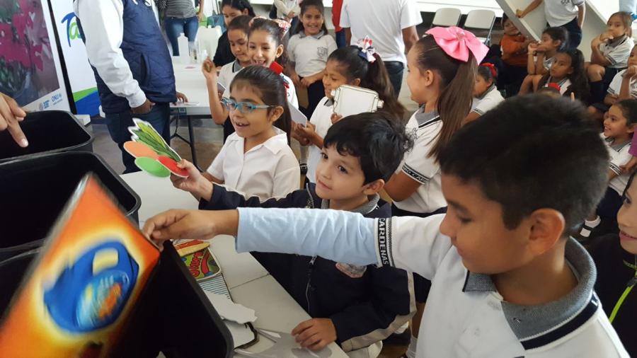 Apoya casa de la tierra proyectos ambientales de  estudiantes