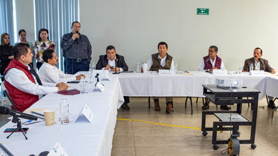 Encabeza Alcalde Mario López sesión de Consejo de JAD; anuncia gestión de recursos para rehabilitar drenaje sanitario