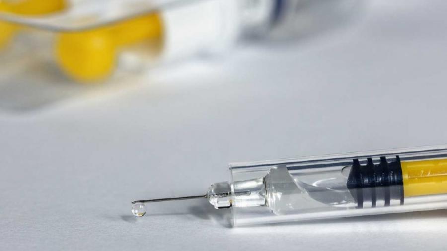 Brasil firma acuerdo con laboratorio Chino para vacuna contra COVID-19