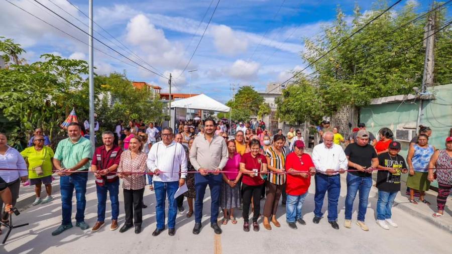 Inauguró Carlos Peña Ortiz pavimentación hidráulica por más de 2 MDP