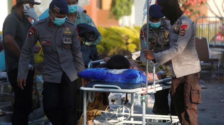 Aumenta a 142 la cifra de muertos por terremoto en Indonesia