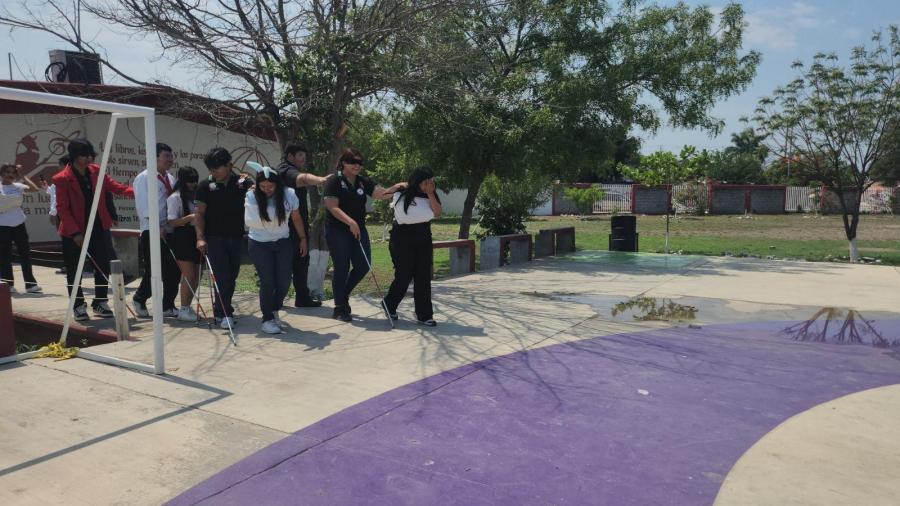 Impulsa Secretaría del Trabajo inclusión laboral con el taller ‘Te presto mis zapatos’