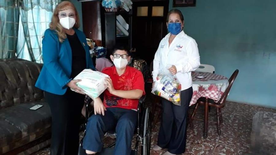 DIF Reynosa y Voluntariado responden a las peticiones de las familias reynosenses