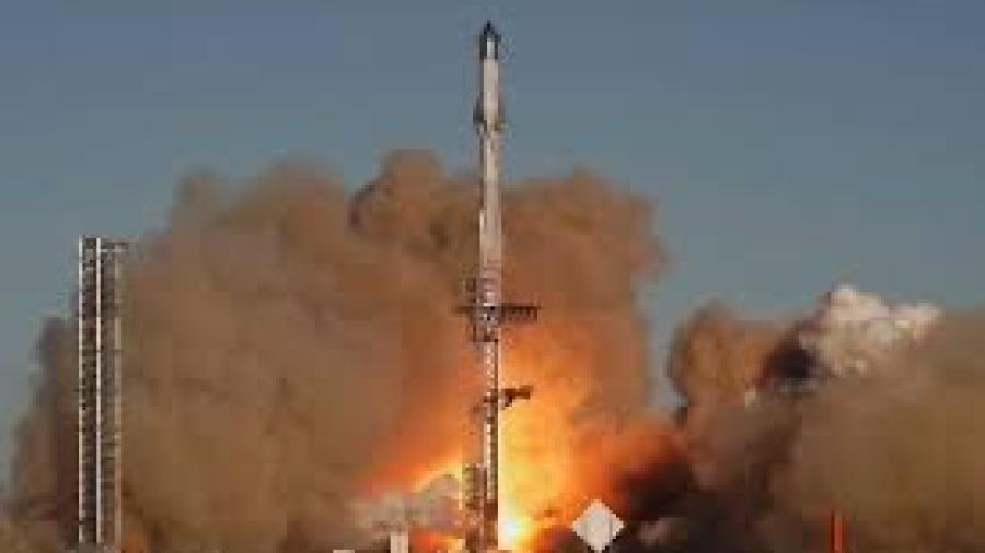 Starship despega con éxito, pero pierde control y se desintegra
