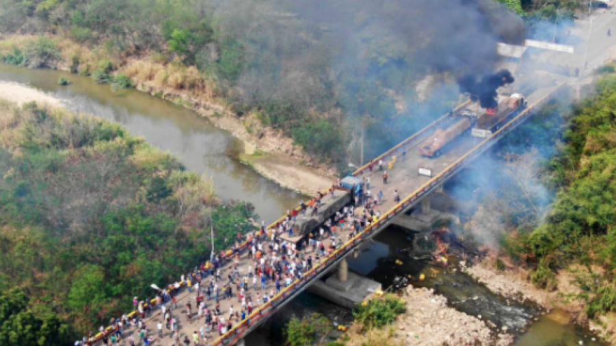 EU congela propiedades y transacciones financieras de cuatro gobernadores venezolanos