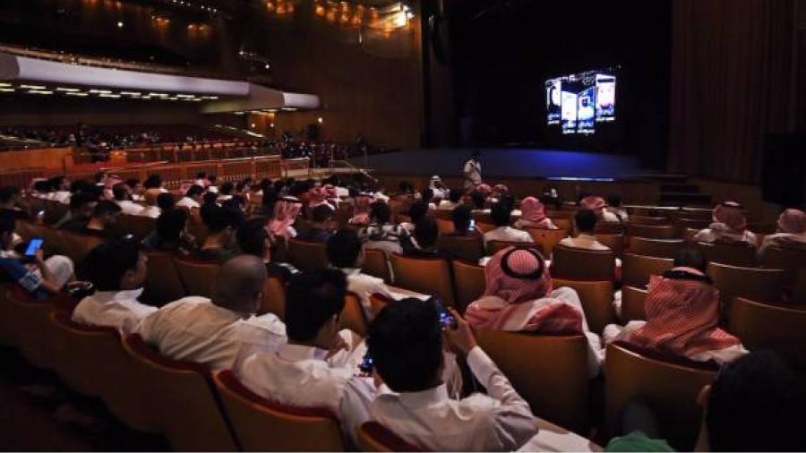 Tras 35 años de veto, los cines regresan a Arabia Saudita 