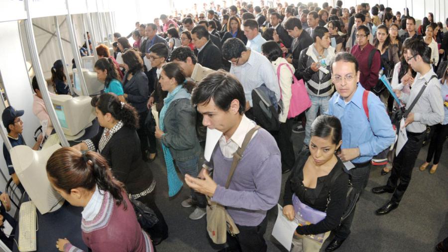 Nivel de desempleo disminuye 3.4 % en julio a tasa anual