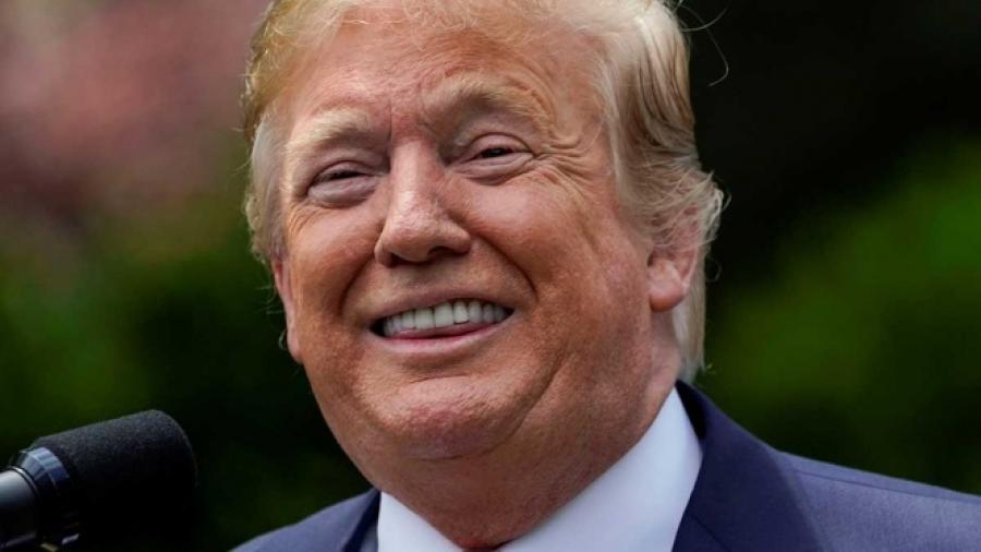 Trump impide acceso a informe de trama rusa