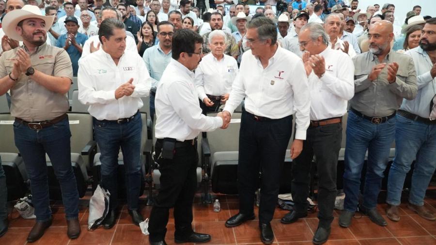 Se suma la UAT a esfuerzos para el control y prevención del gusano barrenador   