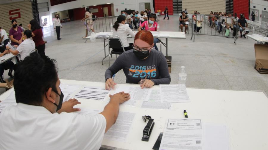 Ampl&iacute;an D&iacute;as para firma de contratos de la beca Una Nueva Era