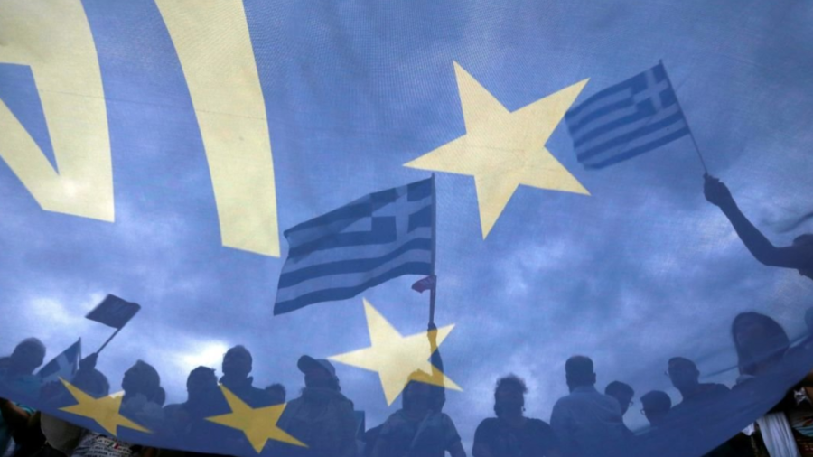 Francia elogia a Grecia por fin de plan de rescate financiero