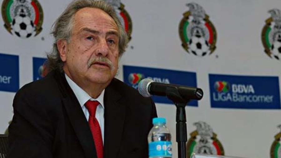 Decio de María renuncia la Femexfut