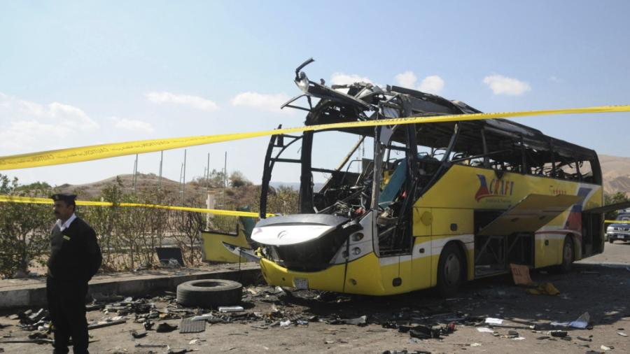 23 muertos tras ataque contra un autobús  en Egipto