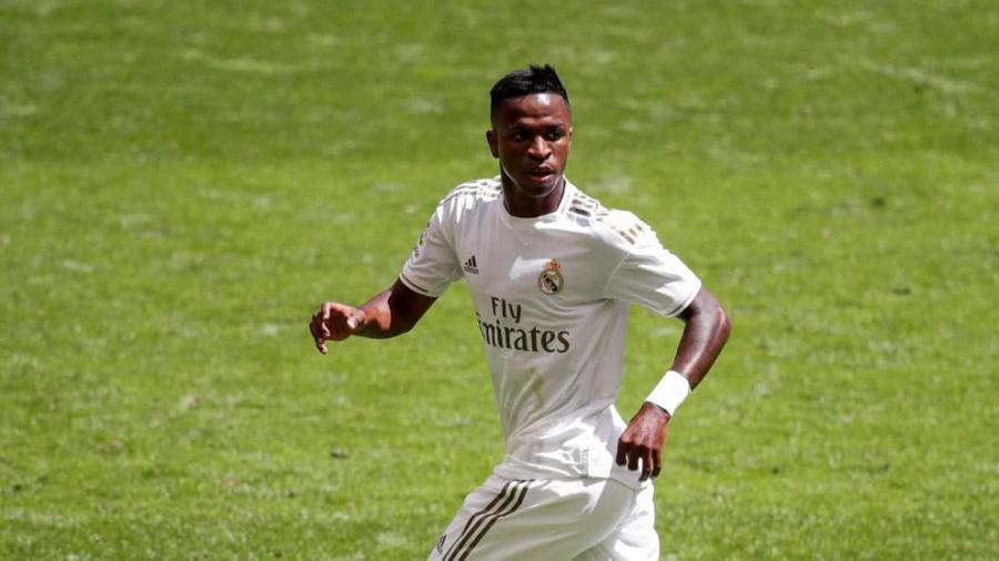 Vinicius no entrena con Real Madrid por dudas en el test del COVID-19