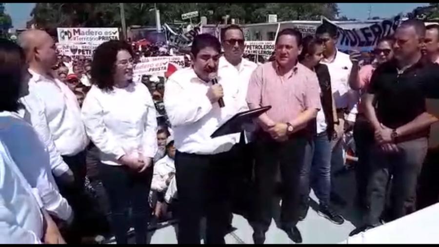 Se registra Julio César Barrientos como precandidato del PRI a la Alcaldía de Madero