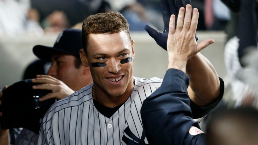 Yankees gana el juego 2 a Boston y es líder de la LA Este