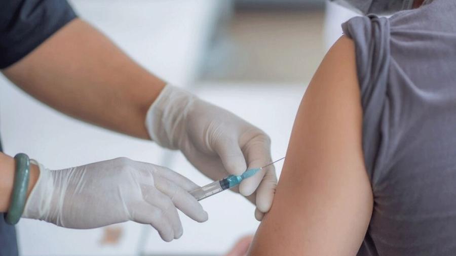 En América se han vacunado cerca de 63 millones de personas en dos meses: OPS