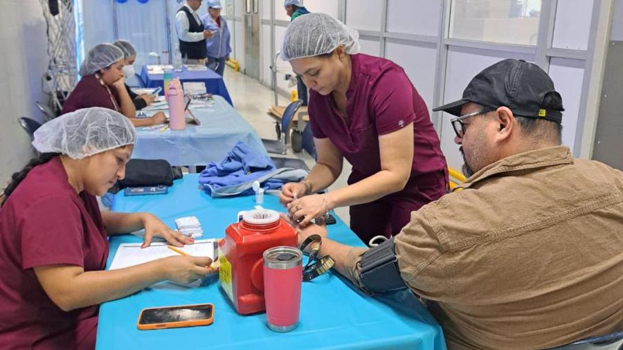 Gobierno Municipal acerca servicios de salud a empresas