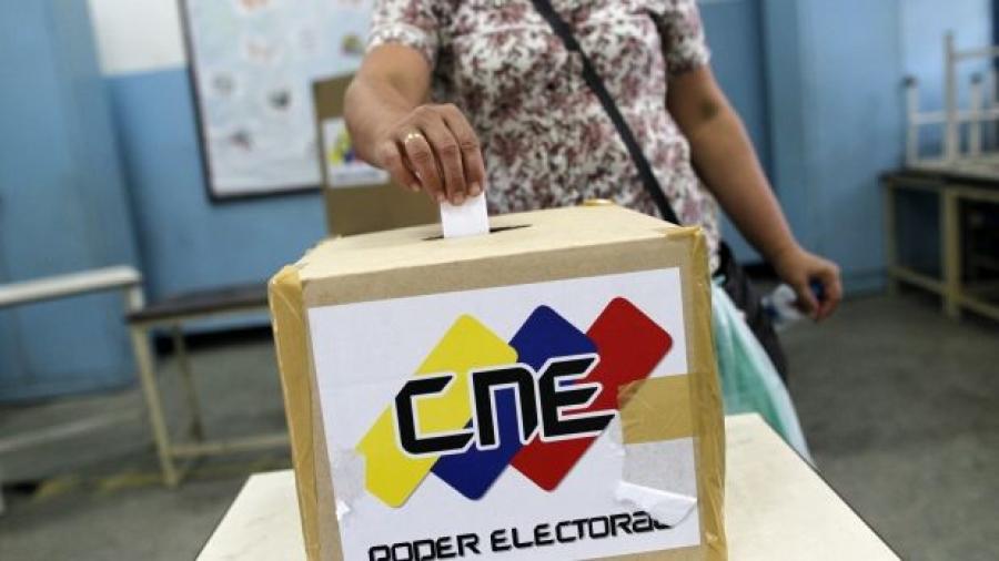 EU mantiene rechazo a elecciones en Venezuela 