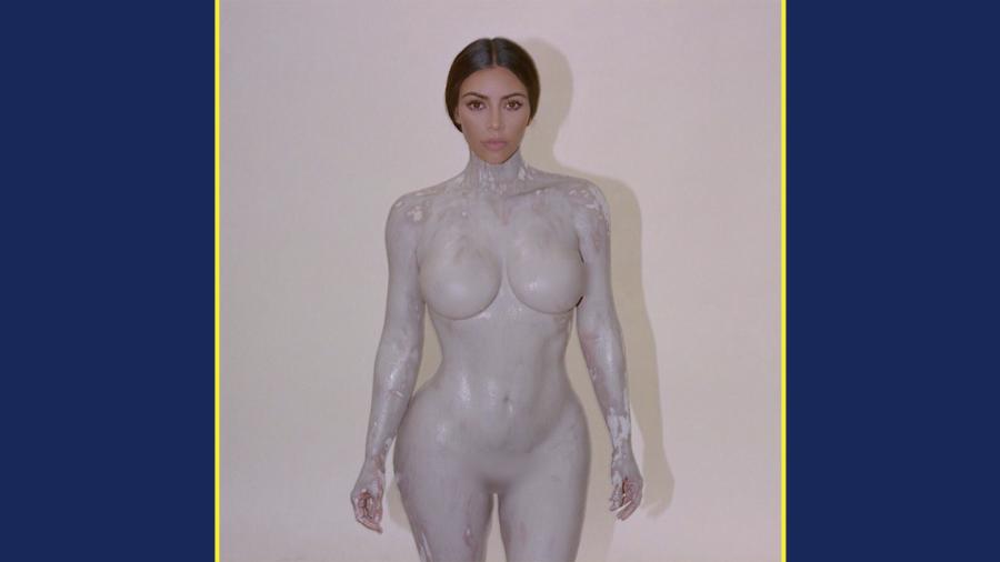 Kim Kardashian se desnuda por su nuevo perfume