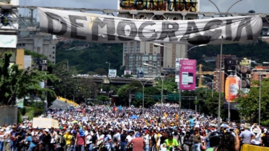 No se pueden cerrar los ojos frente a lo que pasa en Venezuela: canciller de Paraguay