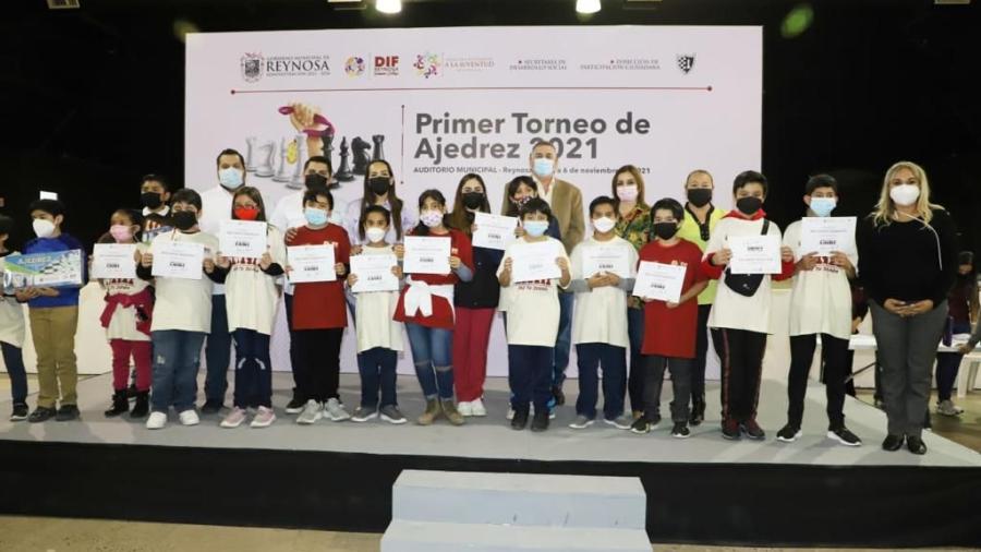 Realizan Ayuntamiento Y DIF Primer Torneo de Ajedrez