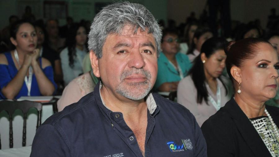 Piden '3de3' a Xicoténcatl González