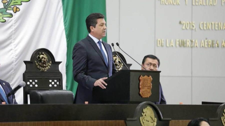 Gobernador refrenda compromiso por la paz