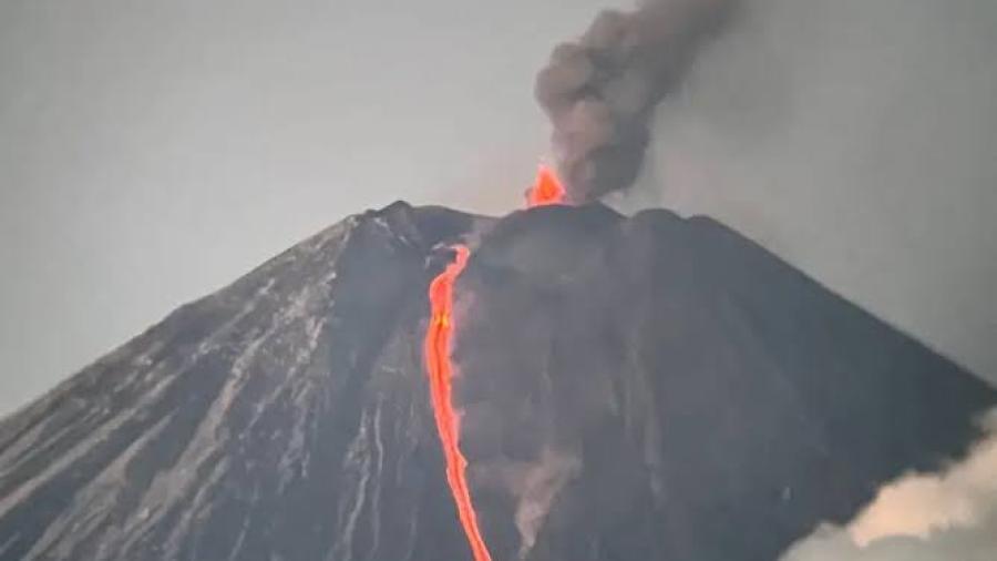 Kamchatka despierta: siete volcanes se activan tras sismo 8.8 en Rusia