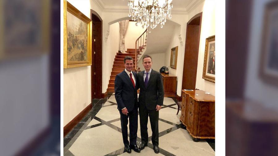 EPN y Manuel Velasco sostienen reuni&oacute;n