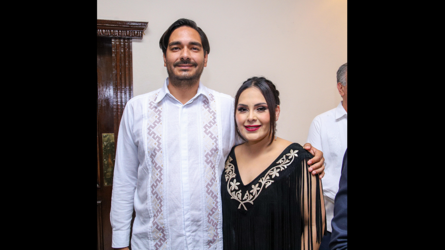Felicitó Alcalde Carlos Peña Ortiz a la Diputada Casandra de los Santos