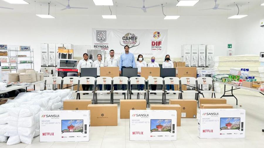 Entregó Carlos Peña Ortiz insumos alimenticios y mobiliario al CAMEF-Reynosa 