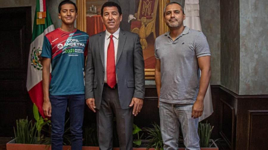 Joven matamorese representará a México en Campeonato de natación en isla Barbados