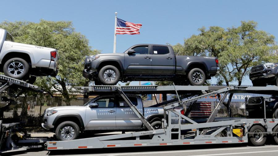 UE amenaza en tomar represalias si EUA incrementa aranceles en los automóviles 