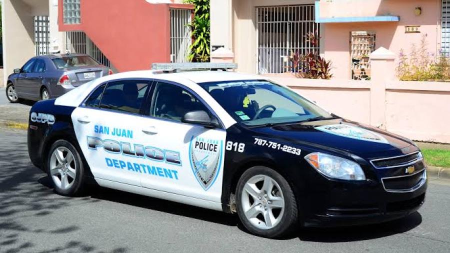 Encuentran sin vida a hombre con heridas de bala en San Juan