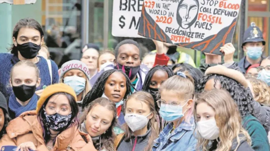 Se manifiesta Greta Thunberg previo a la Cumbre del COP26