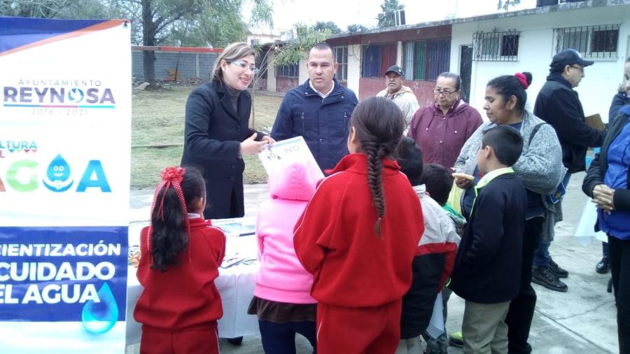 Aprovechan usuarios servicios de COMAPA en audiencia pública