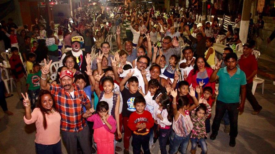 Llevan a colonias de Madero &ldquo;Gira Navide&ntilde;a&rdquo;